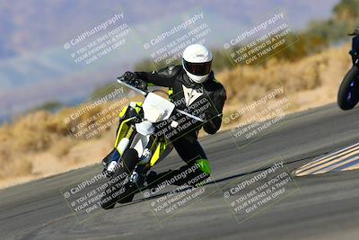 media/Jan-09-2022-SoCal Trackdays (Sun) [[2b1fec8404]]/Turn 16 (11am)/